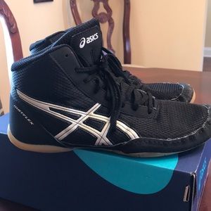 Boys wrestling shoes